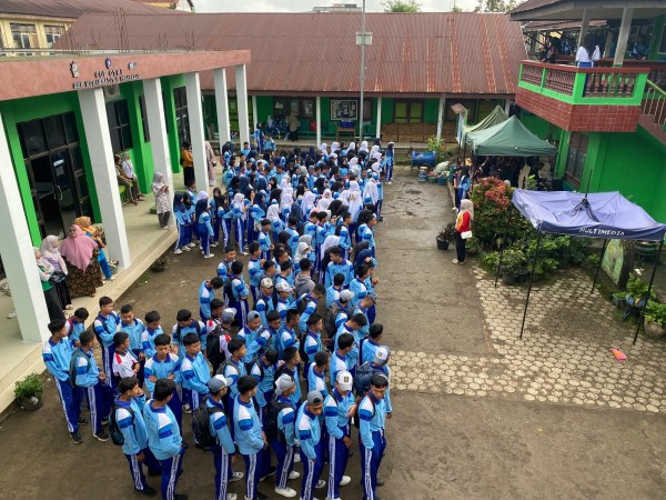 PEMBUKAAN CLASS METTING TAHUN PELAJARAN 2025-2026 SMK MUHAMMADIYAH PAGARALAM.