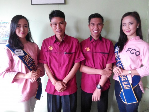 Siswi SMK Muhammadiyah masuk 10 besar Bujang Gadis Pagar Alam 2017...