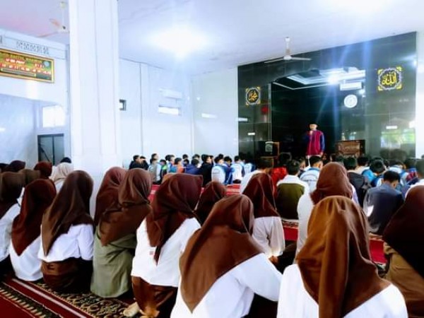 MUHADAROH SMK MUHAMMADIYAH PAGARALAM