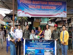 Serah Terima Bantuan ke Posko Bantuan Bencana Banjir Bandang Desa Keban Agung Kec Mulak Sebingkai Kab Lahat
