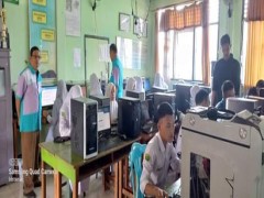 Simulasi Asesmen Nasional Berbasis Komputer (ANBK)